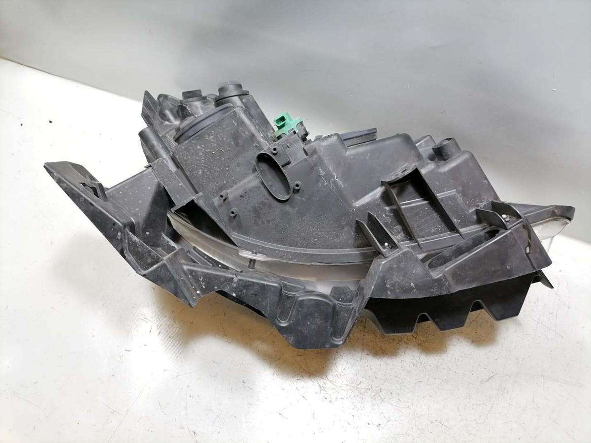 Renault Scenic 2 original Scheinwerfer vorn links Halogen Facelift Bj.2007